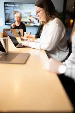 Banque d'images sur mesure pour Le Contrôleur