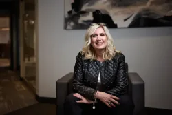 Portraits corporatifs Dominique Raiche - Directrice générale Caisse Desjardins