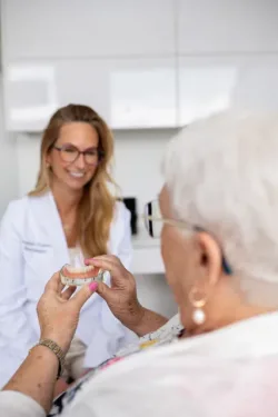 Imagerie corporative pour Stéphanie Lapierre Denturologiste